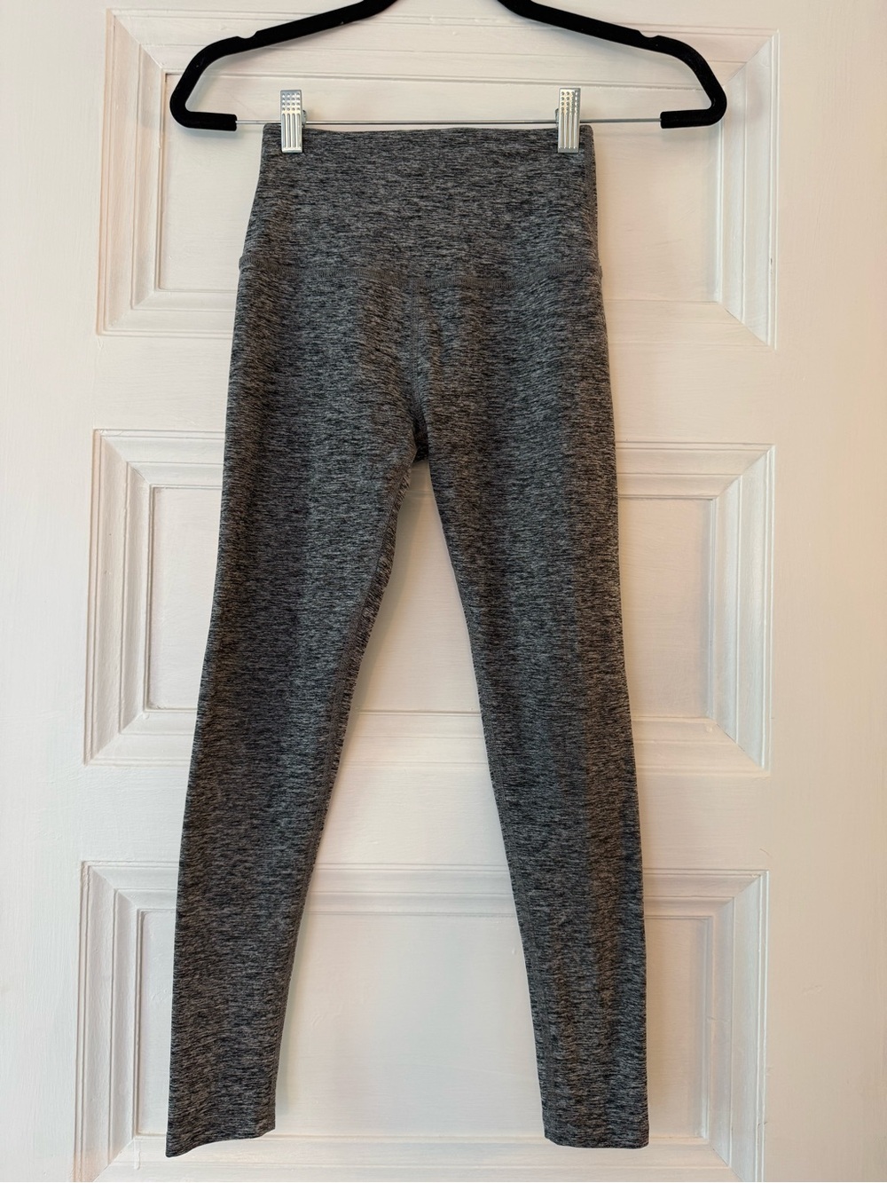 Beyond Yoga Heather Gray Spacedye leggings XS